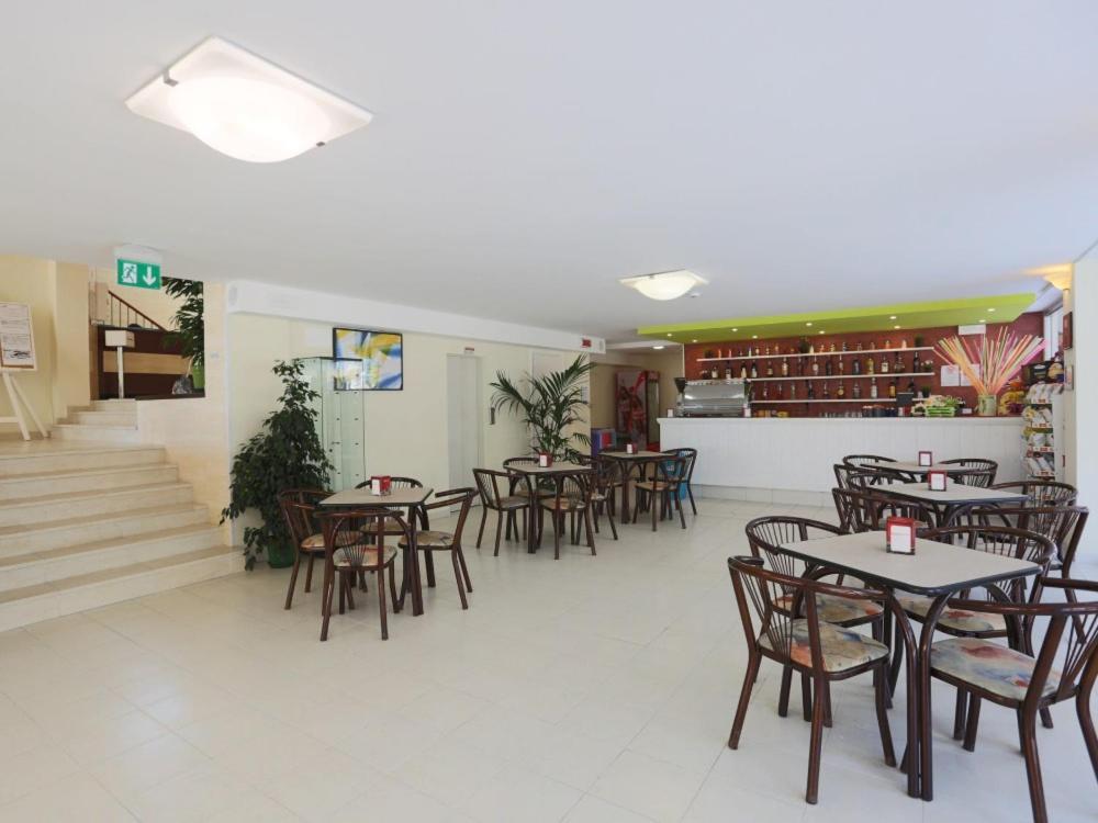 Hotel Marina Beach - Azzurro Club Равенна Экстерьер фото